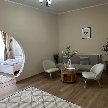 Hotel Rubin*** Gheorgheni  Bagian luar foto