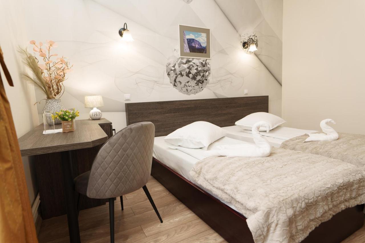 Hotel Rubin*** Gheorgheni  Bagian luar foto