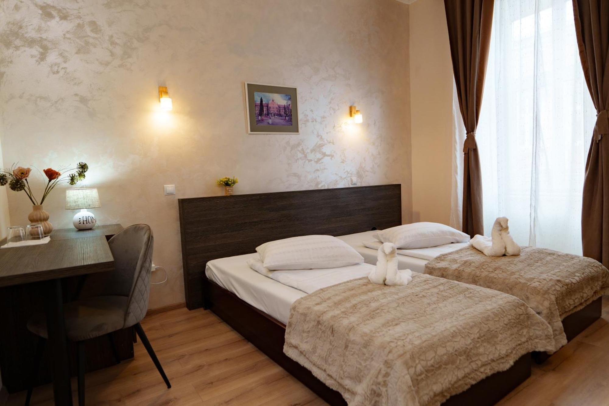 Hotel Rubin*** Gheorgheni  Bagian luar foto